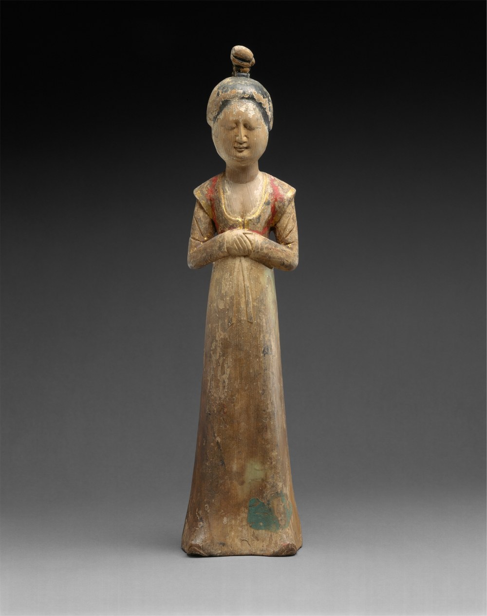 唐代彩绘侍女木俑